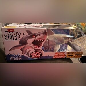 ZURU ROBO ALIVE GREAT WHITE SHARK